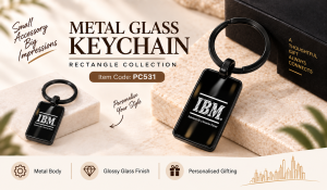 PC531 BLACK GLASS KEYCHAIN